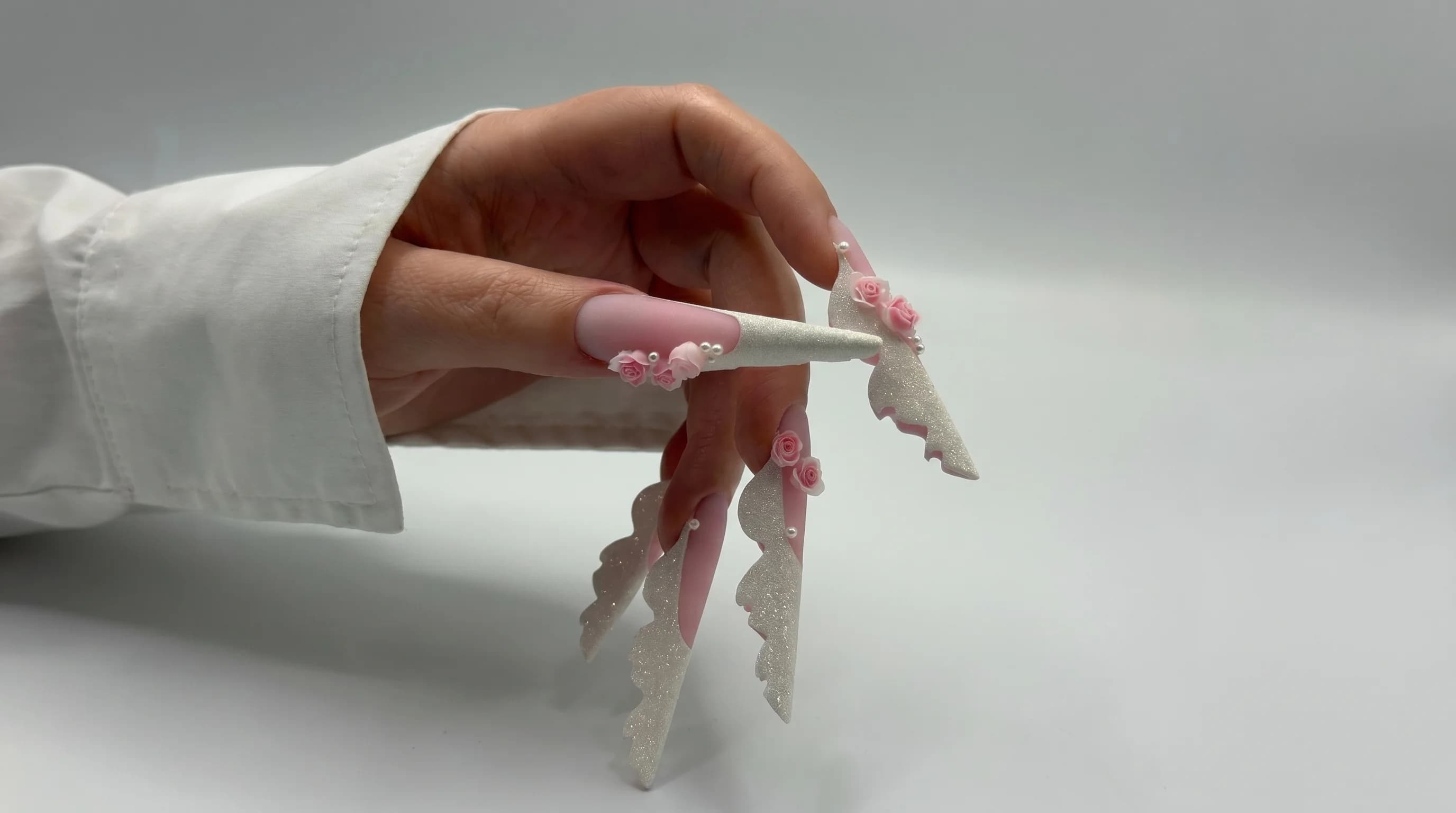 Professional nail supply brands — 9Muffins, DNKA, Staleks, Cupio